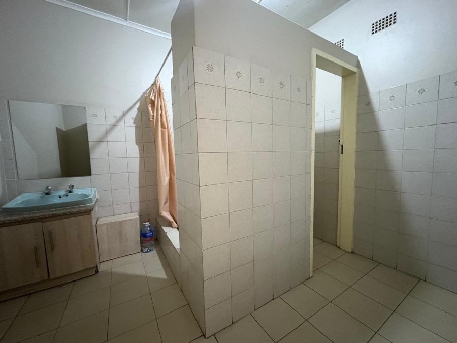 Commercial Property for Sale in Dagbreek Free State